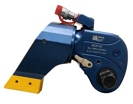 LLAVES HIDRÁULICAS CON CUADRO DE ARRASTRE  / ATLHT-(SERIES)C